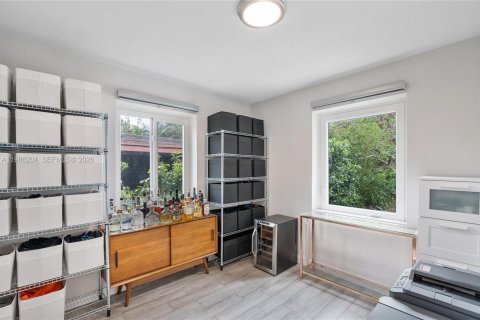 Купить виллу или дом в Майами, Флорида 3 спальни, 111.58м2, № 2044926 - фото 23