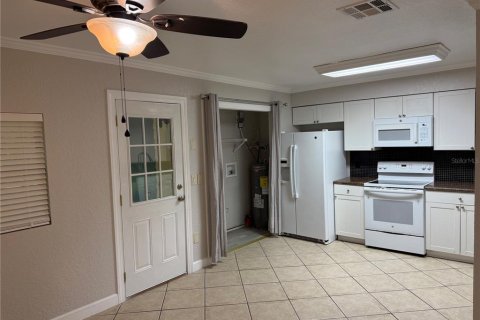 Touwnhouse à louer à Casselberry, Floride: 3 chambres, 123.47 m2 № 2404658 - photo 8