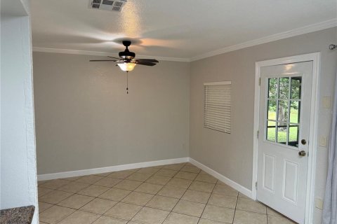 Touwnhouse à louer à Casselberry, Floride: 3 chambres, 123.47 m2 № 2404658 - photo 9