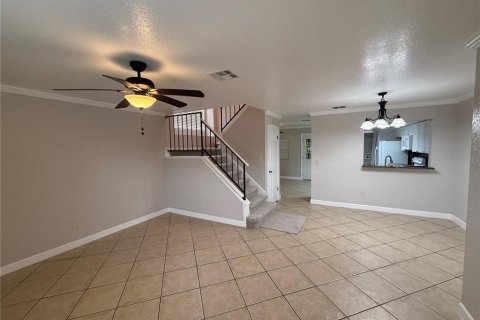 Touwnhouse à louer à Casselberry, Floride: 3 chambres, 123.47 m2 № 2404658 - photo 2