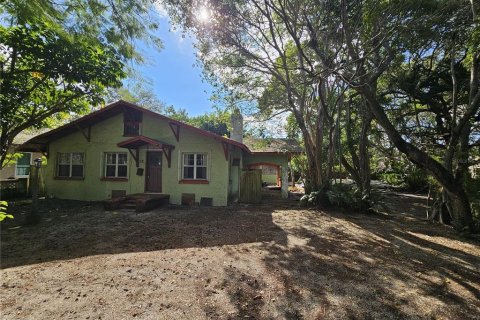 House in Miami, Florida 3 bedrooms, 176.61 sq.m. № 2126024 - photo 5