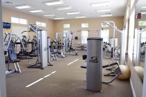 Condo in Doral, Florida, 2 bedrooms  № 2375355 - photo 5