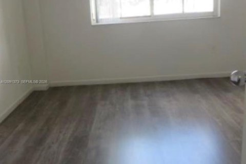 Condo in Doral, Florida, 2 bedrooms  № 2375355 - photo 18