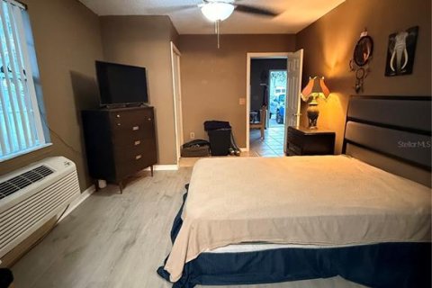 Touwnhouse à louer à Davenport, Floride: 1 chambre, 37.72 m2 № 2415478 - photo 5