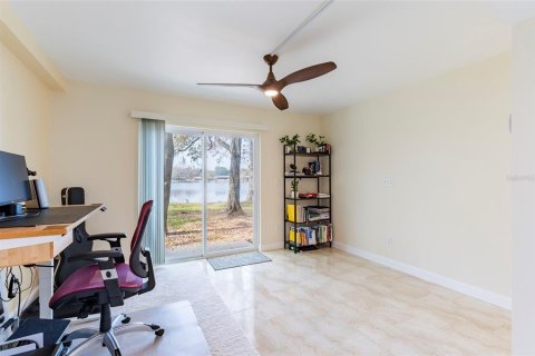 Condo in Tampa, Florida, 1 bedroom  № 1535605 - photo 10