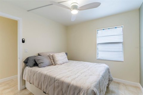 Condo in Tampa, Florida, 1 bedroom  № 1535605 - photo 4