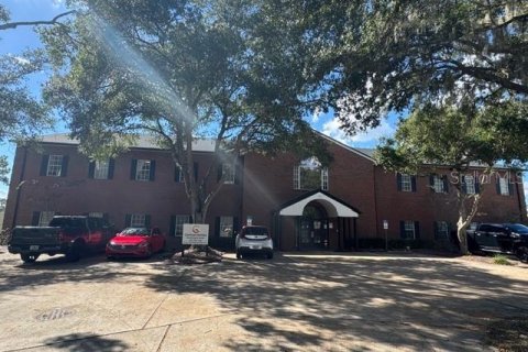 Immobilier commercial à Longwood, Floride 1493.87 m2 № 2108455