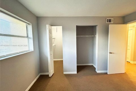 Touwnhouse à louer à Lauderhill, Floride: 2 chambres, 98.48 m2 № 1976079 - photo 18