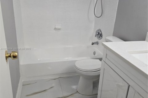 Touwnhouse à louer à Lauderhill, Floride: 2 chambres, 98.48 m2 № 1976079 - photo 27