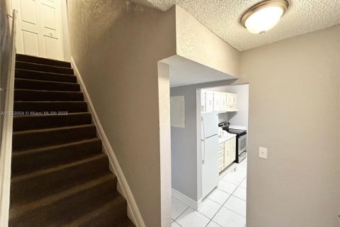 Touwnhouse à louer à Lauderhill, Floride: 2 chambres, 98.48 m2 № 1976079 - photo 14