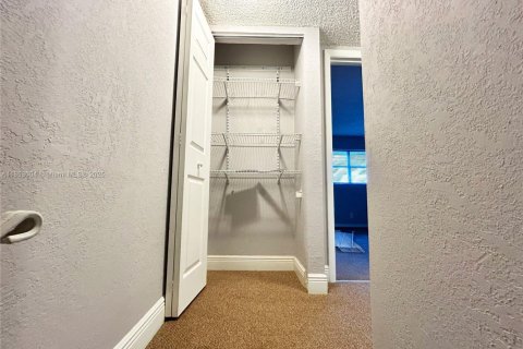 Touwnhouse à louer à Lauderhill, Floride: 2 chambres, 98.48 m2 № 1976079 - photo 16