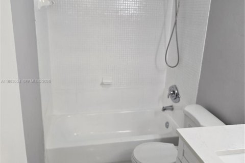 Touwnhouse à louer à Lauderhill, Floride: 2 chambres, 98.48 m2 № 1976079 - photo 26