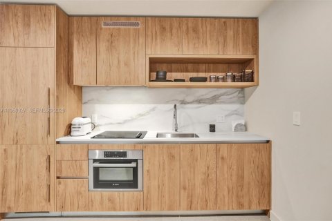 Снять в аренду кондоминиум в Майами, Флорида 1 спальня, 59.46м2, № 2006974 - фото 4