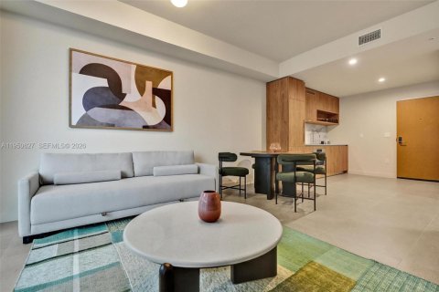 Снять в аренду кондоминиум в Майами, Флорида 1 спальня, 59.46м2, № 2006974 - фото 3
