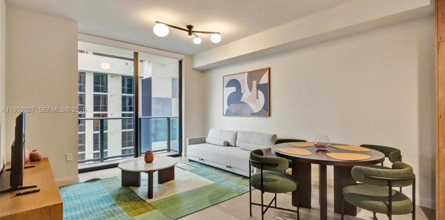 Кондоминиум с 1 спальней в Майами, Флорида № 2006974