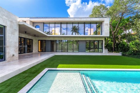 Villa ou maison à vendre à Miami, Floride: 5 chambres, 489.22 m2 № 1991020 - photo 30
