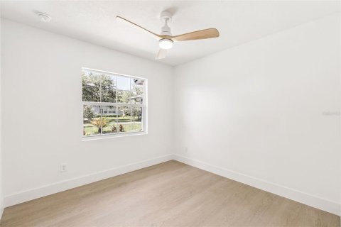 Casa en venta en Winter Park, Florida, 4 dormitorios, 149.11 m2 № 2231422 - foto 16