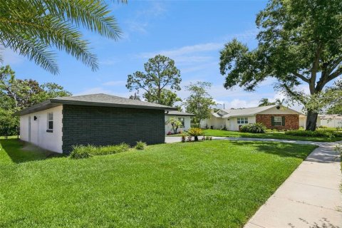 Casa en venta en Winter Park, Florida, 4 dormitorios, 149.11 m2 № 2231422 - foto 22