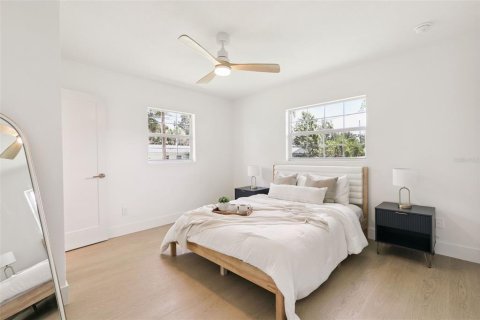 Casa en venta en Winter Park, Florida, 4 dormitorios, 149.11 m2 № 2231422 - foto 12