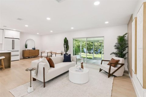 Casa en venta en Winter Park, Florida, 4 dormitorios, 149.11 m2 № 2231422 - foto 5