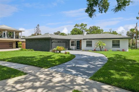 Casa en venta en Winter Park, Florida, 4 dormitorios, 149.11 m2 № 2231422 - foto 3