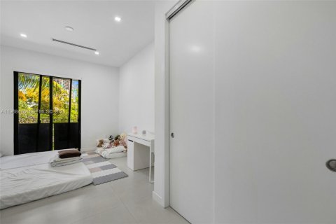 Touwnhouse à louer à Miami, Floride: 3 chambres, 187.29 m2 № 2046296 - photo 21