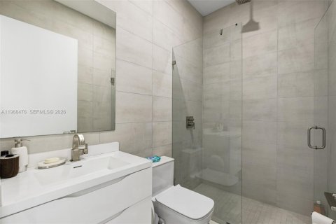 Touwnhouse à louer à Miami, Floride: 3 chambres, 187.29 m2 № 2046296 - photo 22