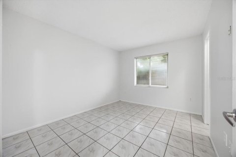 Appartement à louer à Orlando, Floride: 2 chambres, 77.76 m2 № 2408388 - photo 10