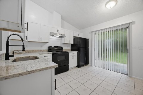 Appartement à louer à Orlando, Floride: 2 chambres, 77.76 m2 № 2408388 - photo 5