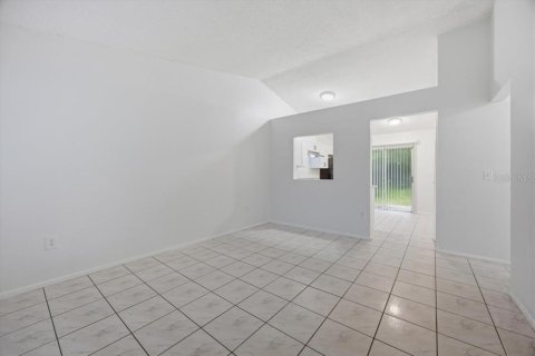Appartement à louer à Orlando, Floride: 2 chambres, 77.76 m2 № 2408388 - photo 6