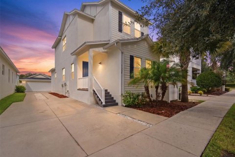 House in Tampa, Florida 3 bedrooms, 183.85 sq.m. № 2403416