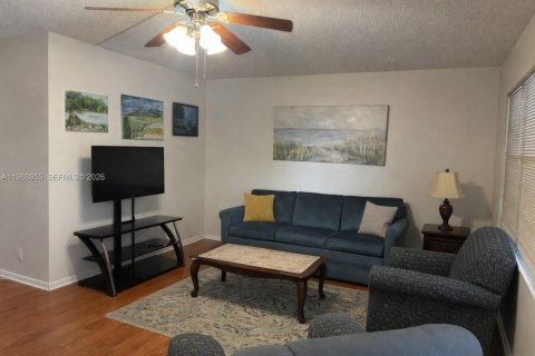 Copropriété à vendre à Pembroke Pines, Floride: 1 chambre, 75.34 m2 № 2030280 - photo 4