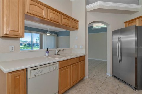 House in Sarasota, Florida 3 bedrooms, 172.61 sq.m. № 1733129 - photo 12