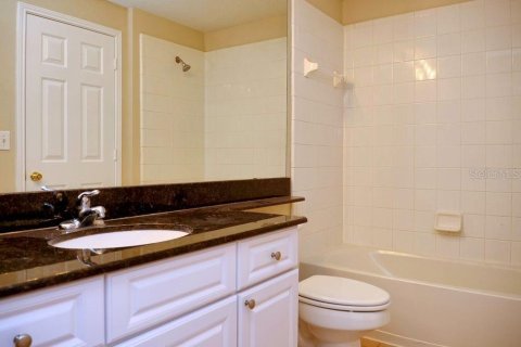 Condominio en alquiler en Orlando, Florida, 2 dormitorios, 96.71 m2 № 1853929 - foto 10