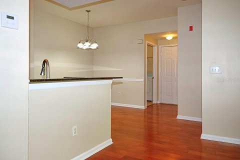Condominio en alquiler en Orlando, Florida, 2 dormitorios, 96.71 m2 № 1853929 - foto 3
