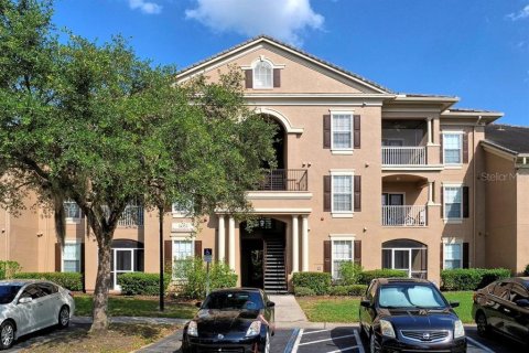 Condominio en alquiler en Orlando, Florida, 2 dormitorios, 96.71 m2 № 1853929 - foto 1