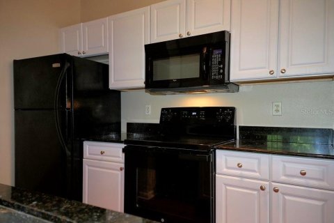 Condominio en alquiler en Orlando, Florida, 2 dormitorios, 96.71 m2 № 1853929 - foto 4