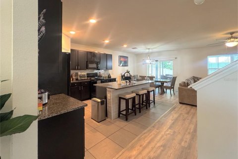 Villa ou maison à vendre à Thonotosassa, Floride: 5 chambres, 248.42 m2 № 1852756 - photo 5