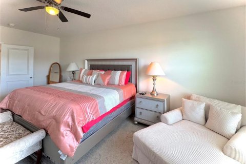 Villa ou maison à vendre à Thonotosassa, Floride: 5 chambres, 248.42 m2 № 1852756 - photo 15
