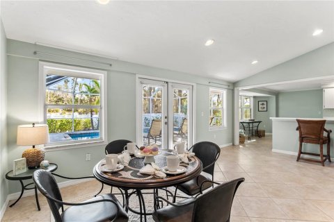 Casa en venta en Sarasota, Florida, 3 dormitorios, 176.98 m2 № 2267487 - foto 16