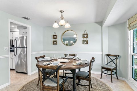 Casa en venta en Sarasota, Florida, 3 dormitorios, 176.98 m2 № 2267487 - foto 15