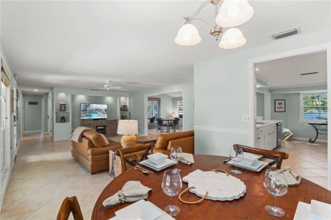 Casa en venta en Sarasota, Florida, 3 dormitorios, 176.98 m2 № 2267487 - foto 14
