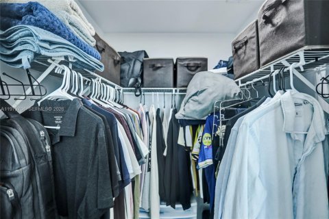 Купить кондоминиум в Майами, Флорида 3 спальни, 130.99м2, № 2047466 - фото 22