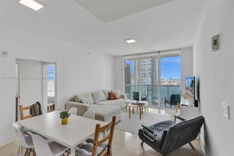 Купить кондоминиум в Майами, Флорида 3 спальни, 130.99м2, № 2047466 - фото 6