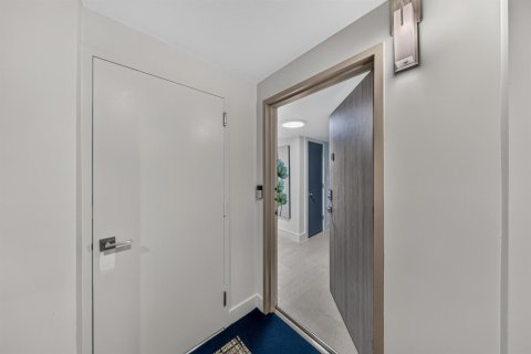 Купить кондоминиум в Помпано-Бич, Флорида 3 комнаты, 145.86м2, № 2249832 - фото 3