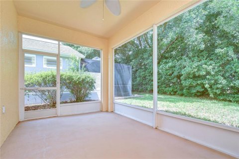 House in Land O' Lakes, Florida 3 bedrooms, 152.73 sq.m. № 2198377 - photo 20
