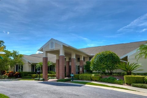 House in Land O' Lakes, Florida 3 bedrooms, 152.73 sq.m. № 2198377 - photo 25