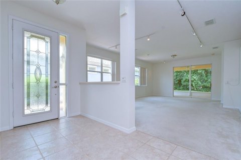 House in Land O' Lakes, Florida 3 bedrooms, 152.73 sq.m. № 2198377 - photo 5