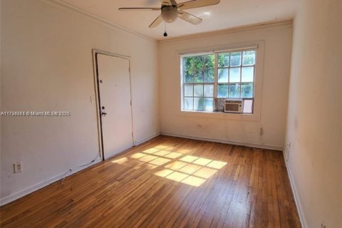 Condo à Miami Beach, Floride, 1 chambre  № 2015937