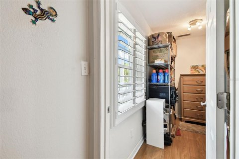 Condo in Saint Petersburg, Florida, 1 bedroom  № 1800593 - photo 19